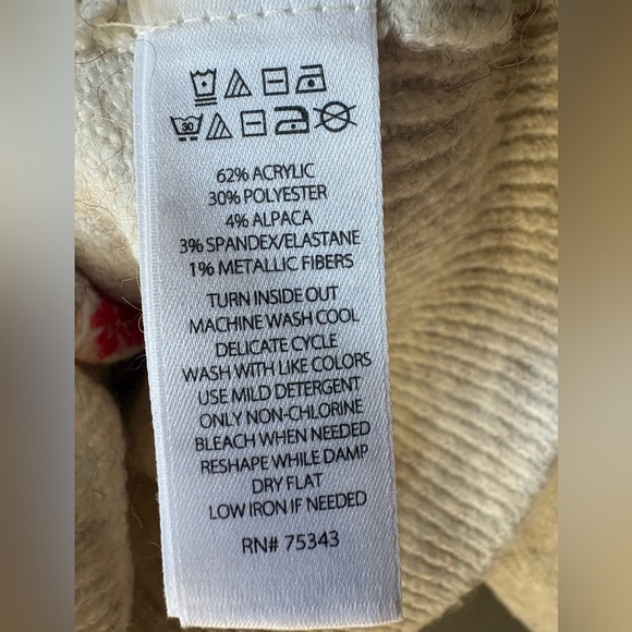 Kaisley size M, polka dot sweater, love heart, alpaca blend - Picture 4 of 5